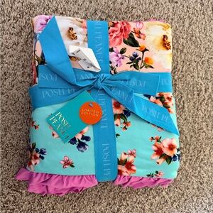 Peanuts Floral Blanket with Blue Ribbon